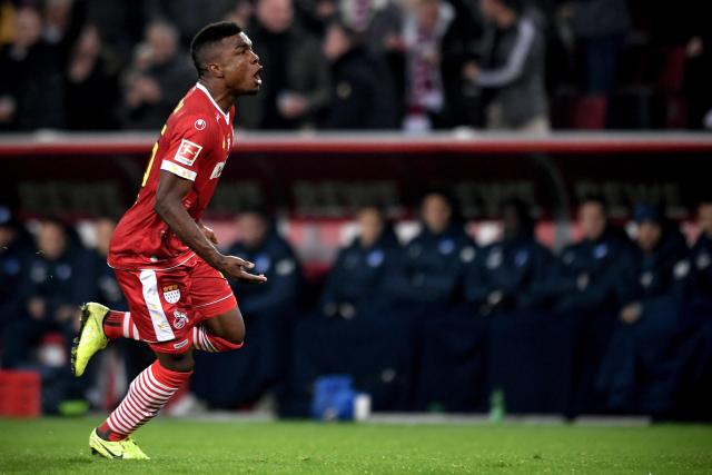 乒乓球台踢足球？三亚亚沙会台克球“混搭”出圈