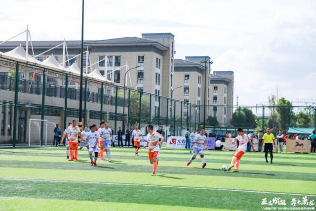 周琦6投6中砍12分5板 他仍是中国男篮最稳的点